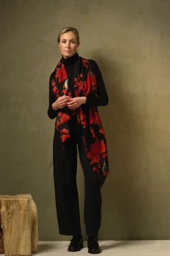 New One Hundred Stars Acer Black Wool Scarf