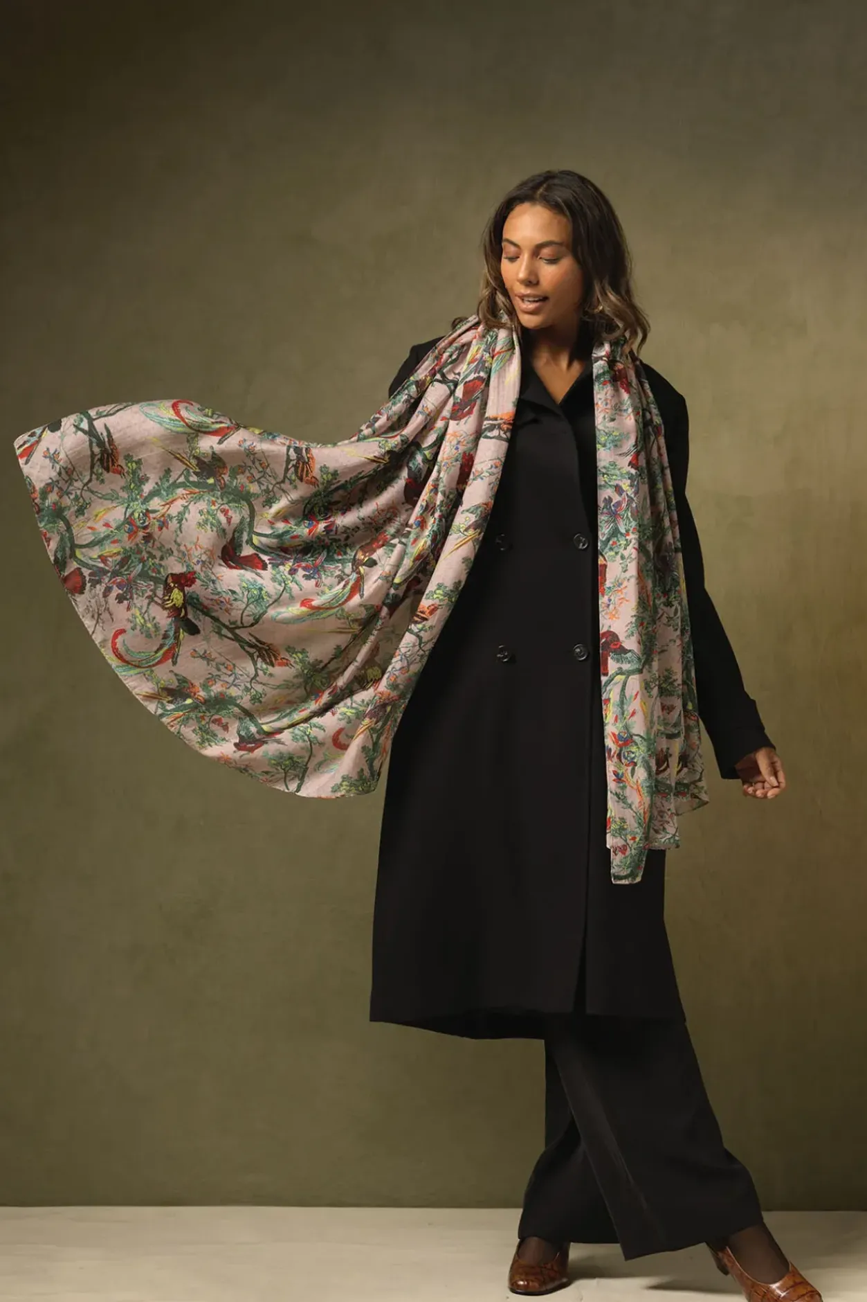 Hot One Hundred Stars Chinoiserie Pink Scarf