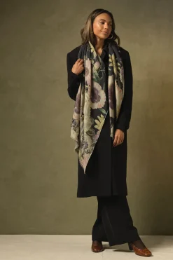 Sale One Hundred Stars Daisy Black Wool Scarf