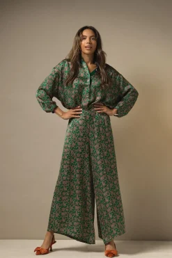 New One Hundred Stars Floral Paisley Green Palazzo Pant
