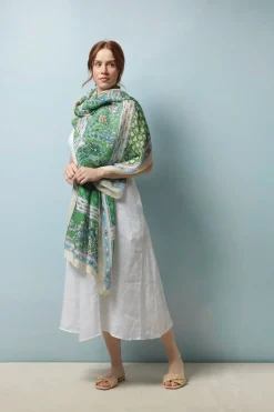 New One Hundred Stars Folk Flowers Green Scarf