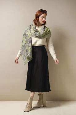New One Hundred Stars Kew Etched Floral Fern Scarf