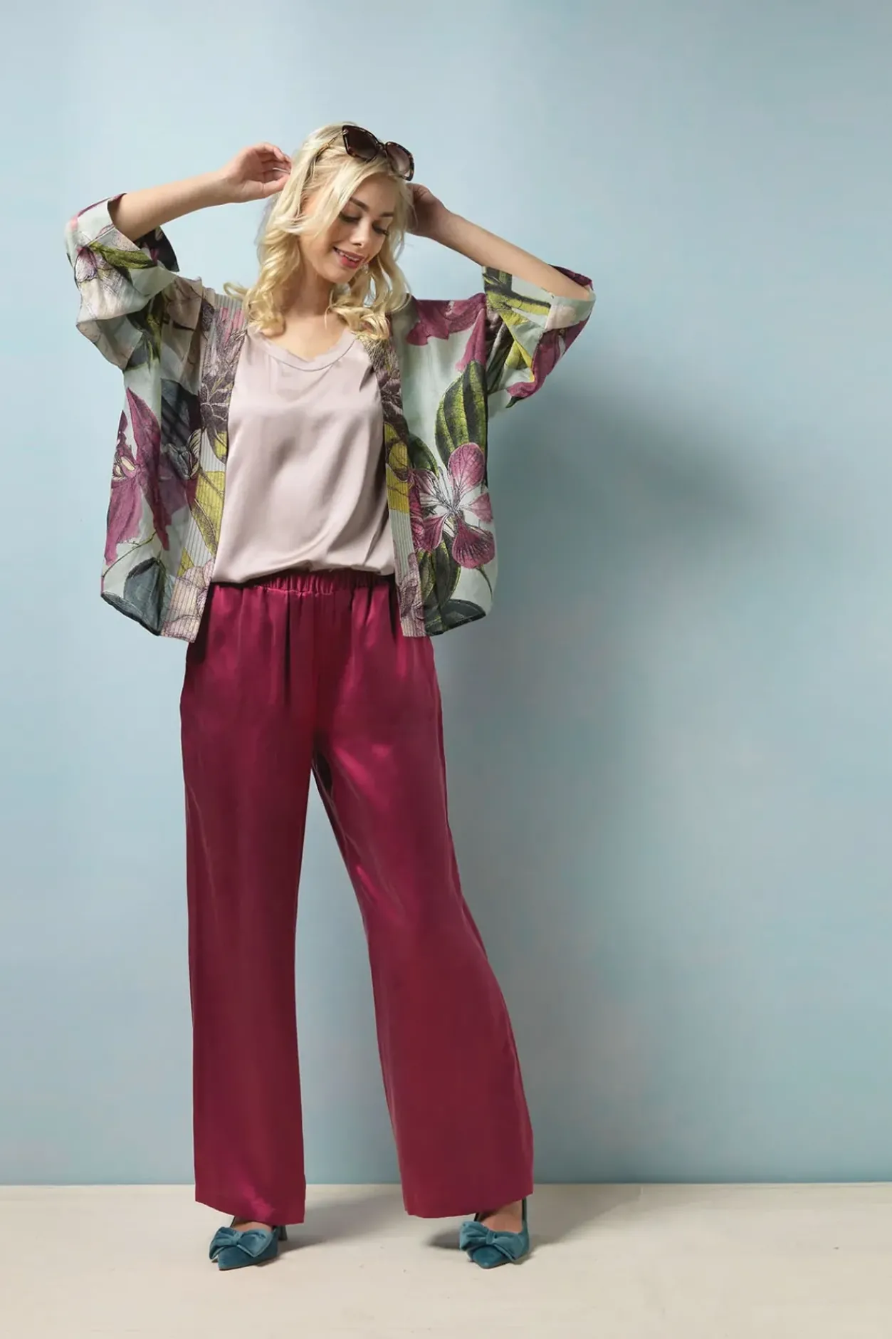 Discount One Hundred Stars Kew Protea Duck Egg Kimono