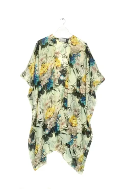 New One Hundred Stars Lily Throwover