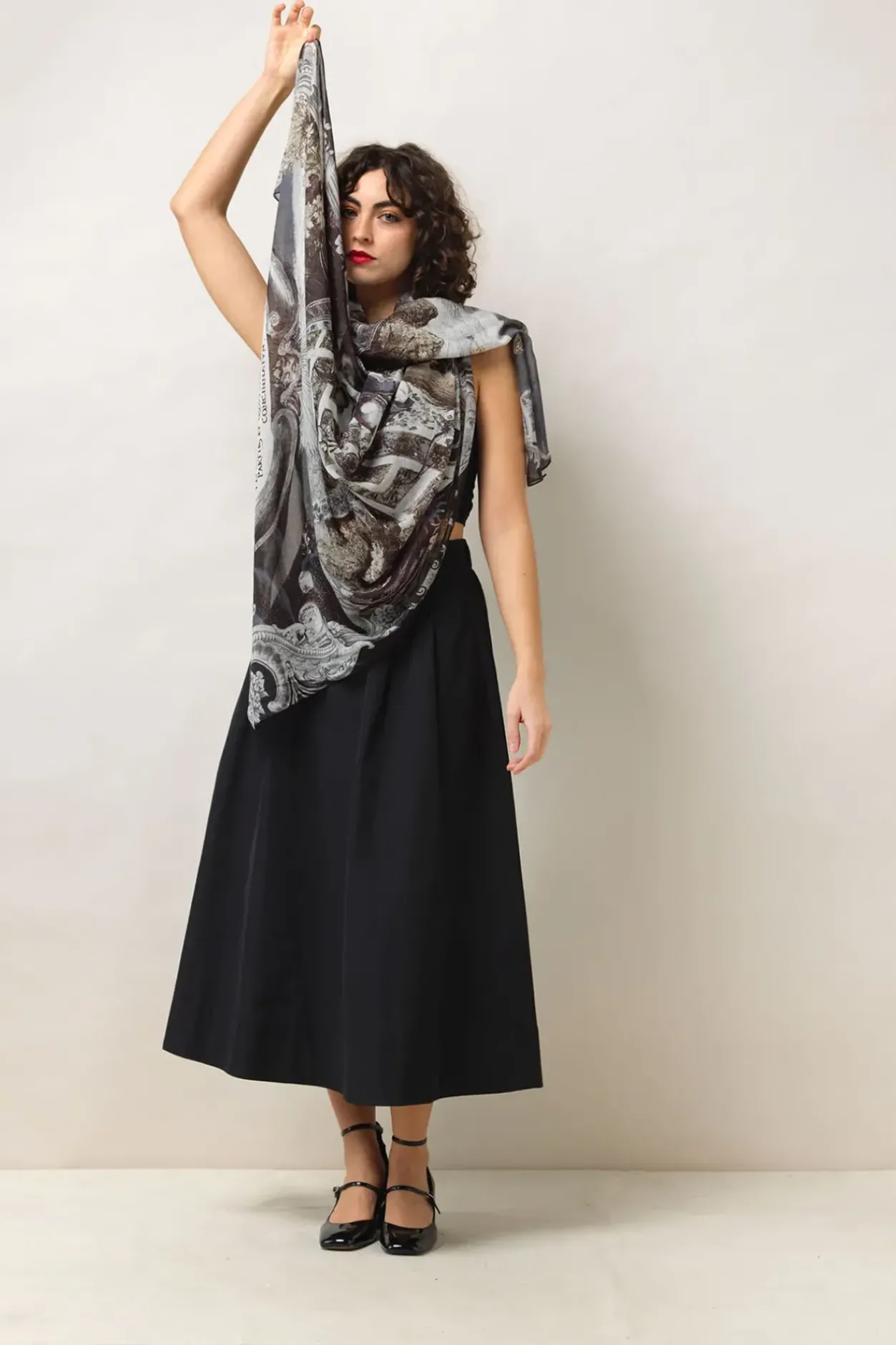 Best One Hundred Stars Sunburst Grey Scarf